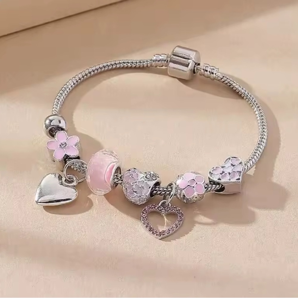Romantic Pink Heart Charm Bracelet - Adjustable 19cm NWT